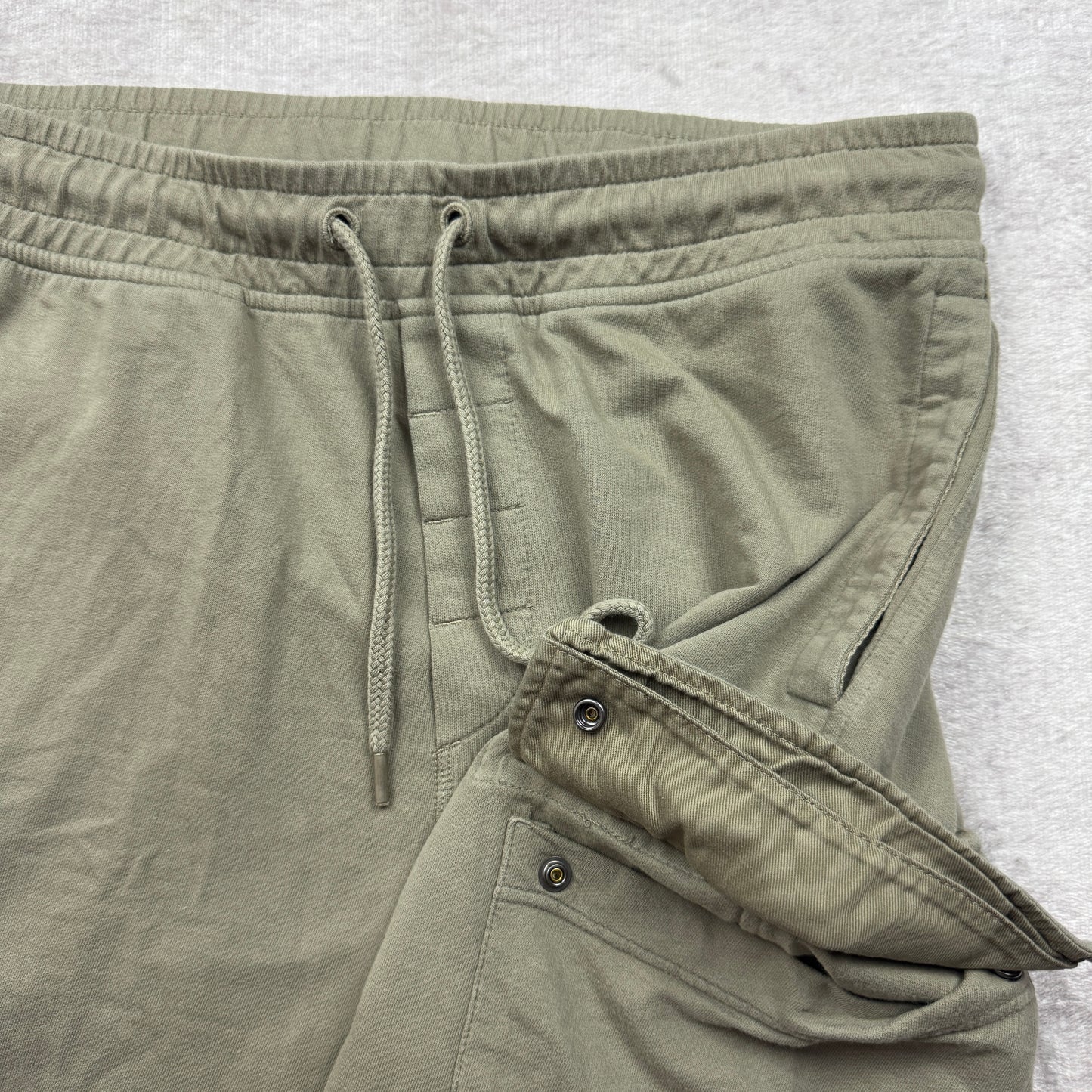 C.P. Company Light Fleece Cargo Bermuda Shorts SS 2022