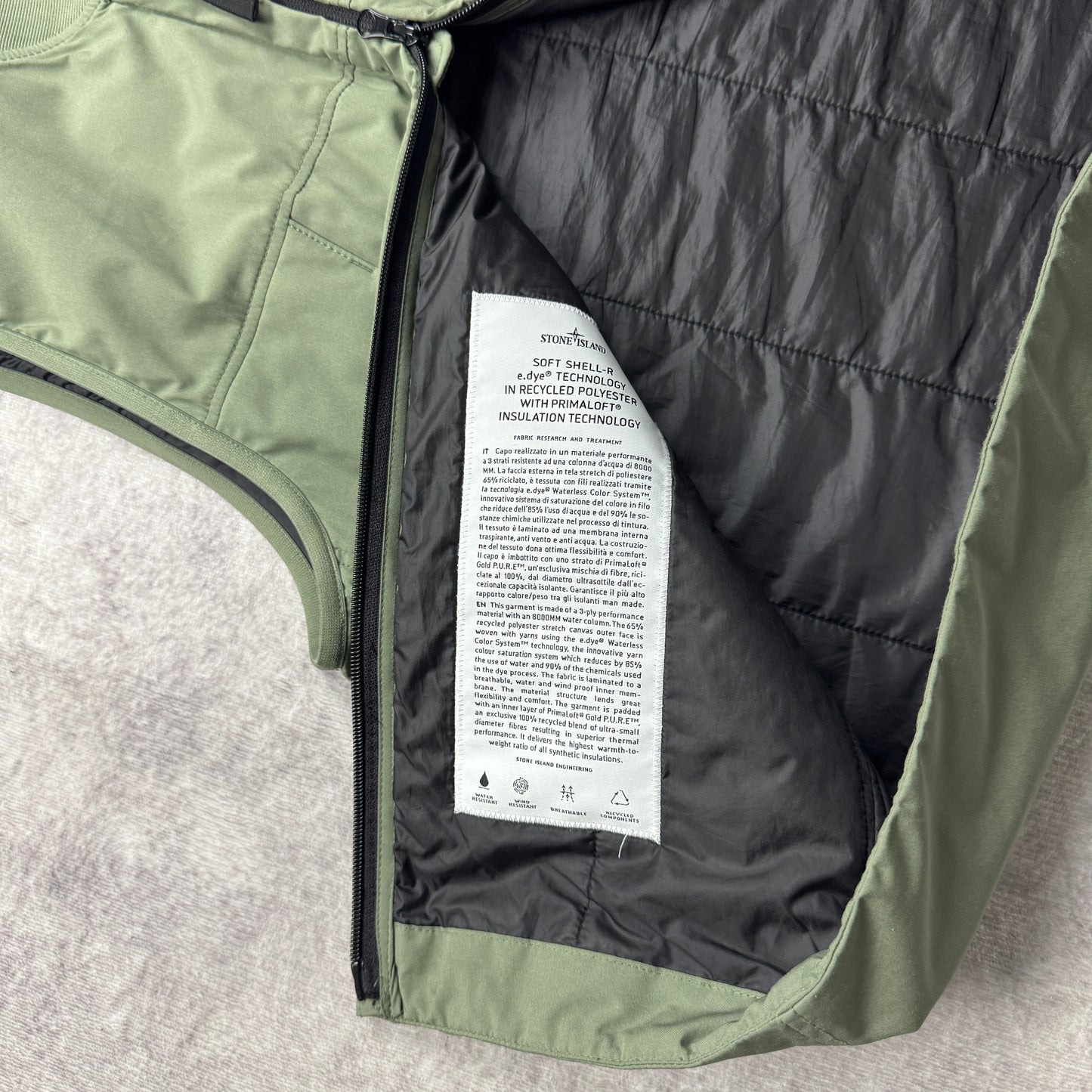 Stone Island Soft Shell-R e.dye Technology Gilet SS 2024