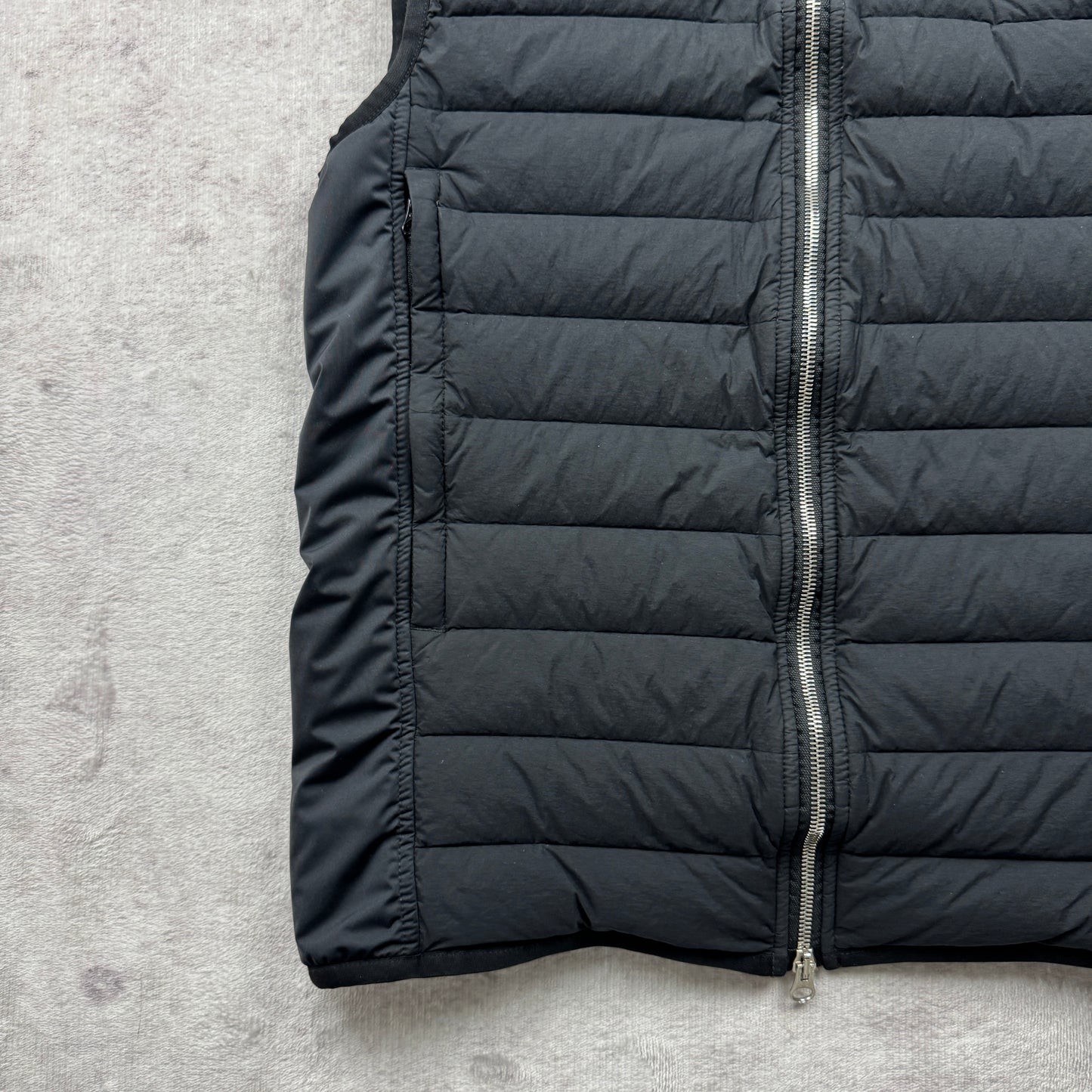 Stone Island Loom Woven Down Chambers Stretch Nylon-Tc Vest SS 2021