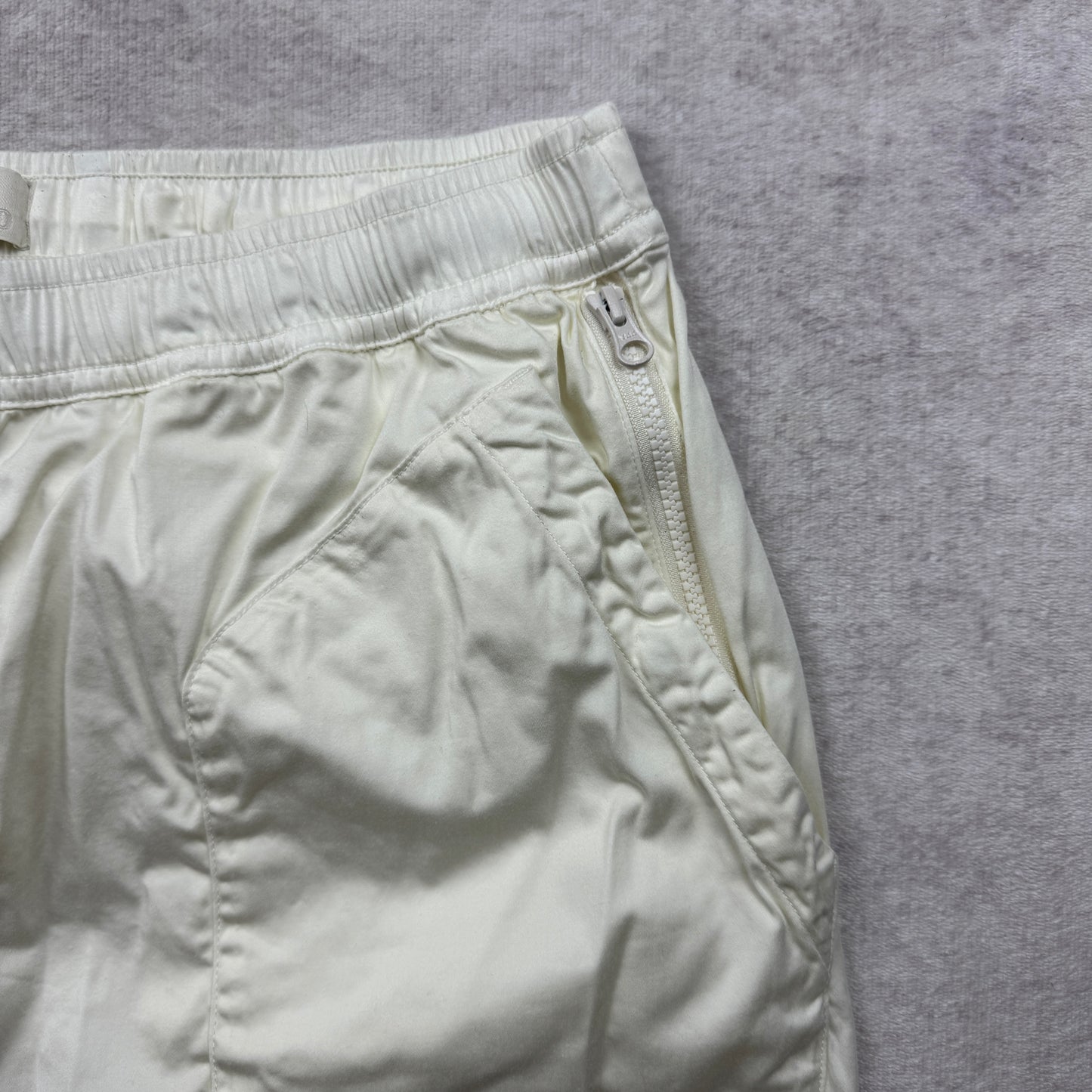 Stone Island Ghost Piece Cargo Pants Type RE SS 2022